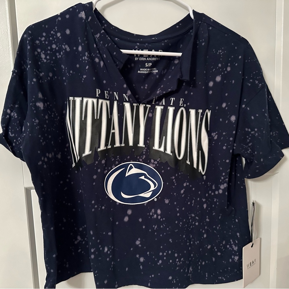 Cropped Penn state shirt
